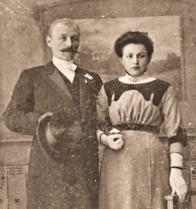 Pieter en Zwanette Veling-Eekhof (1913)
